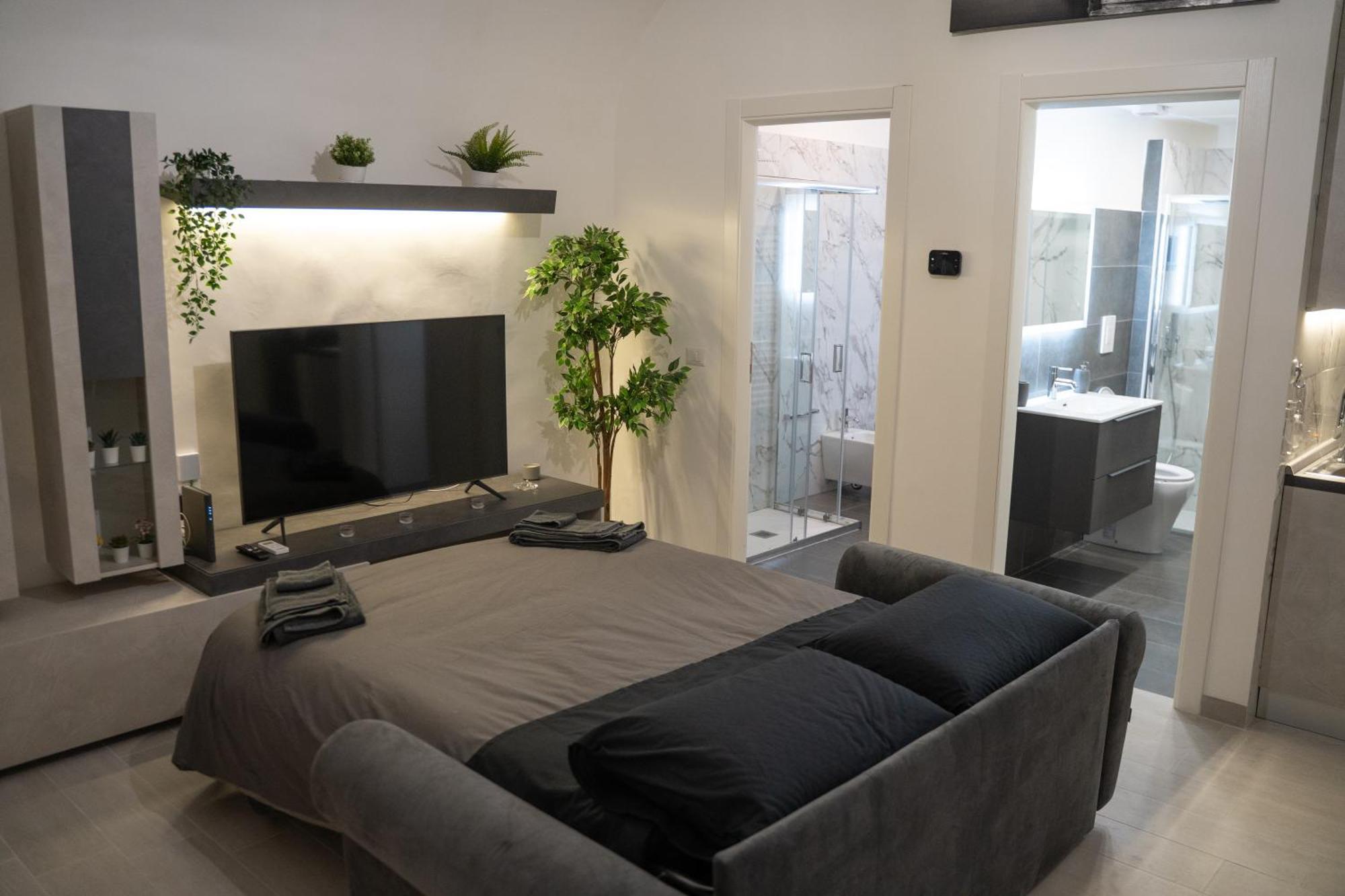 Dietro Al Plebiscito Luxury Suite Naples Exterior photo